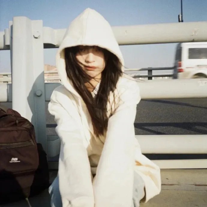 又酷又有点冒失的男孩子们